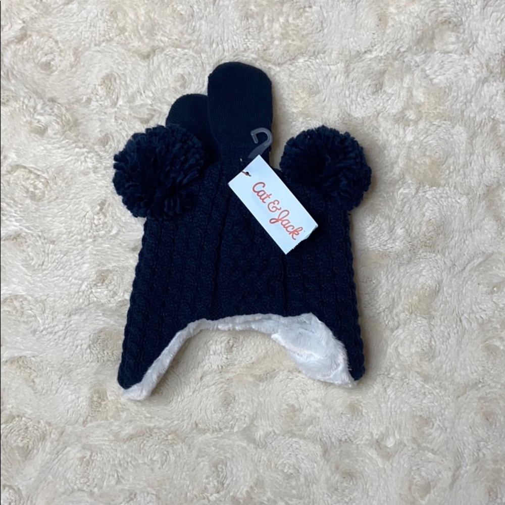 Brand new cat and Jack hat and mittens!